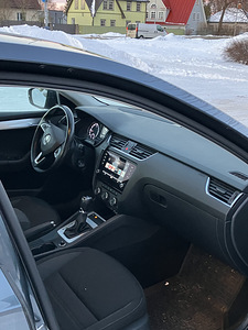 Skoda Octavia 2.0 Diesel nelikvedu. 4*4 (5 foto / 8)