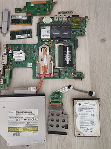 Dell Inspiron 1525 (2 foto / 2)