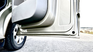 Volkswagen Transporter Combi L1H1 2.5 R5 128 кВт (14 фото из 14)