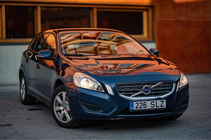 Volvo V60 DrivE City Safety Automaat (2 foto / 4)