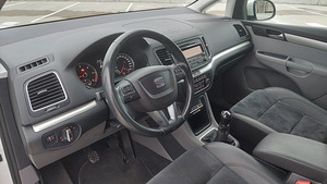 Seat Alhambra 2.0TDI 103 kw (WEBASTO, konks, Alcantra nahk) (10 foto / 15)
