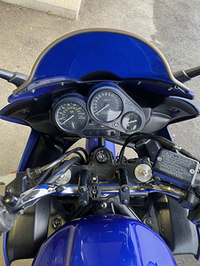 Yamaha FZS600 Fazer (7 foto / 8)
