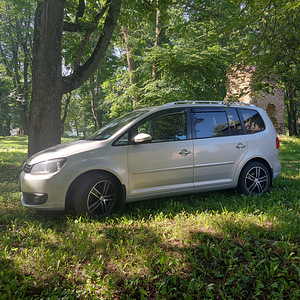 Touran 2.0 TDI (2 фото из 10)