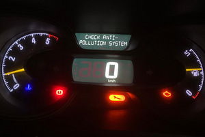 Renault Trafic Adblue Check Antipollution System Opel Vivaro (1 foto / 4)