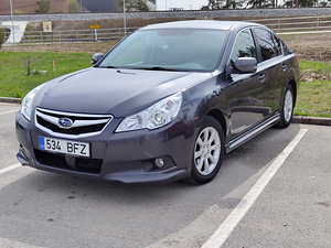 Subaru Legacy 2.0 110kw manuaal (1 foto / 7)