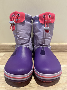Crocs j2 Новинка! (4 фото из 5)