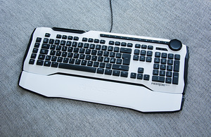 Roccat Horde Aimo klaviatuur (1 foto / 2)