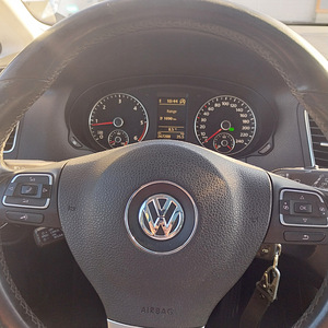 M: Vw Sharan Higland 2.0 125kw (11 foto / 14)