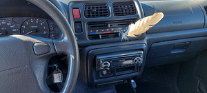 Suzuki Jimny (7 фото из 12)