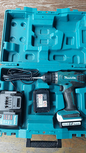 Makita akutrell (3 foto / 3)