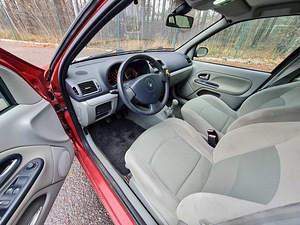 Renault Clio 16V Limited Edition (6 foto / 14)