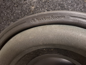 Subwoofer Rockford Fosgate (3 foto / 6)