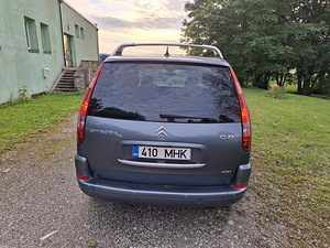 Citroen C8 2.0 100kW (6 foto / 15)