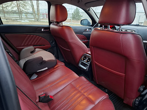 Alfa Romeo 159 (12 foto / 15)