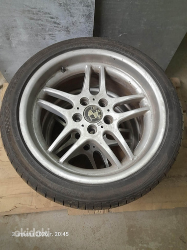 Оригинальные диски BMW e39 m5 3 шт, плюс один поврежденный