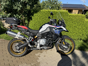 BMW F 850 GS (6 фото из 10)