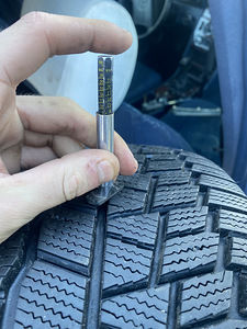 205/60 R16 MAXXIS (1 foto / 4)