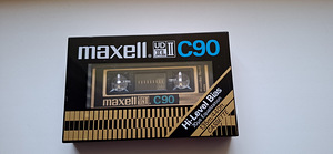 MAXELL XLII-S 1985 MAXELL UDXLII 1979 (3 foto / 4)