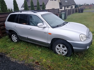 Hyundai Santa Fe 2005 (1 foto / 7)