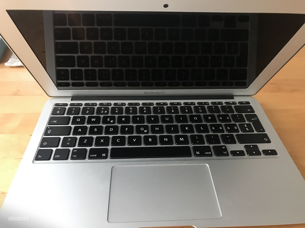 MacBook Air 11.6 (фото #2)