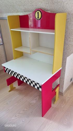 Письменный стол / компьютерный стол для детей (фото #1)
