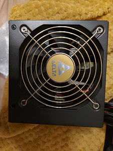 Блок питание 540W (2 фото из 2)