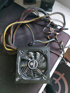 Toiteallikas 600w (1 foto / 2)