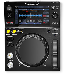 Pioneer XDJ-700, Mixer DJM 800, Flight Case (4 foto / 9)