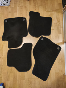 Tekstiilmatid Volkswagen Golf 5 (1 foto / 6)