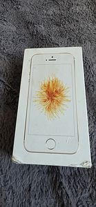 iPhone SE золотой 1-го поколения 64 ГБ (3 фото из 3)