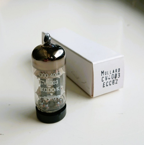 Mullard CV4003 (M8136 / ECC82 / 12AU7 military grade) tube