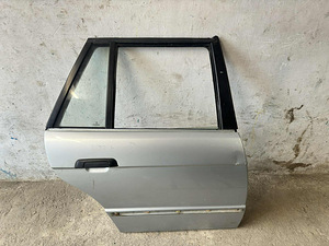 BMW E34 Tagauks (1 foto / 5)