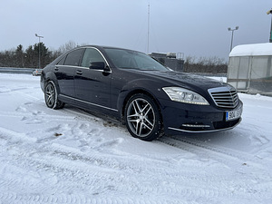 Mercedes-Benz S 350 (1 foto / 15)