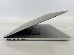 MacBook Pro (Retina, 15-inch, Mid 2012) (3 foto / 9)