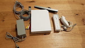 Nintendo Wii 100+ mänguvalikuga Just Dance 2020 (1 foto / 3)