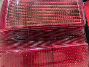 Audi 100 200 C3 punased tuled (3 foto / 3)