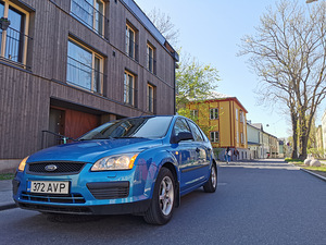 Ford Focus 1.6 85 kw 2005 (1 foto / 8)