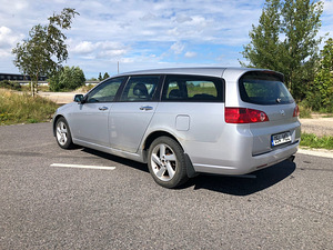Honda Accord 2.0i 2003a (5 foto / 9)