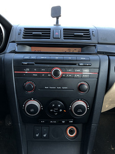 Mazda 3 ,2006a,91 000 läbisõit (7 foto / 9)