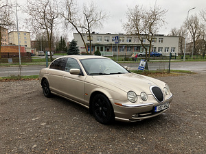 Jaguar S-Type 3.0 161000 läbisõit (1 foto / 12)