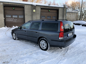 Volvo v70 2.4d 96kw (3 foto / 7)