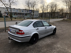 BMW 318i 2.0 105kw e46 автомат (2 фото из 10)