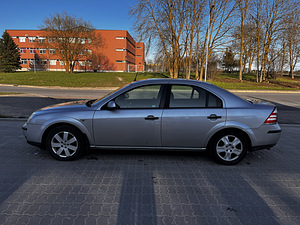 Ford Mondeo 1.8 bensiin 81 kw 2006 (5 foto / 10)