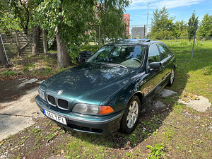 BMW 523i 2.5l 125kw 1997 (1 foto / 8)