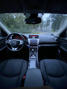 Mazda 6 , 2.0 бензин автомат 2008 г. (7 фото из 11)