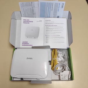 Ruuter ZYXEL LTE3316-M604 + ANTENNA MIMO NELLI-0727 SMA (1 foto / 7)