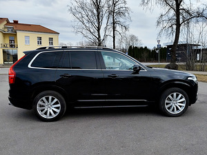 Volvo XC90, 2018 a, 173KW, 278345 km, diisel (6 foto / 15)
