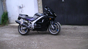 Kawasaki zx600f (1 foto / 5)