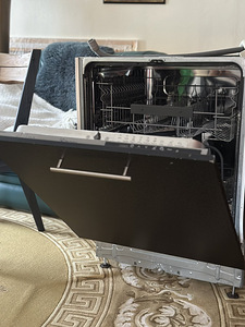 Посудомоечная машина electrolux