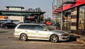 Mitsubishi Galant спорт.